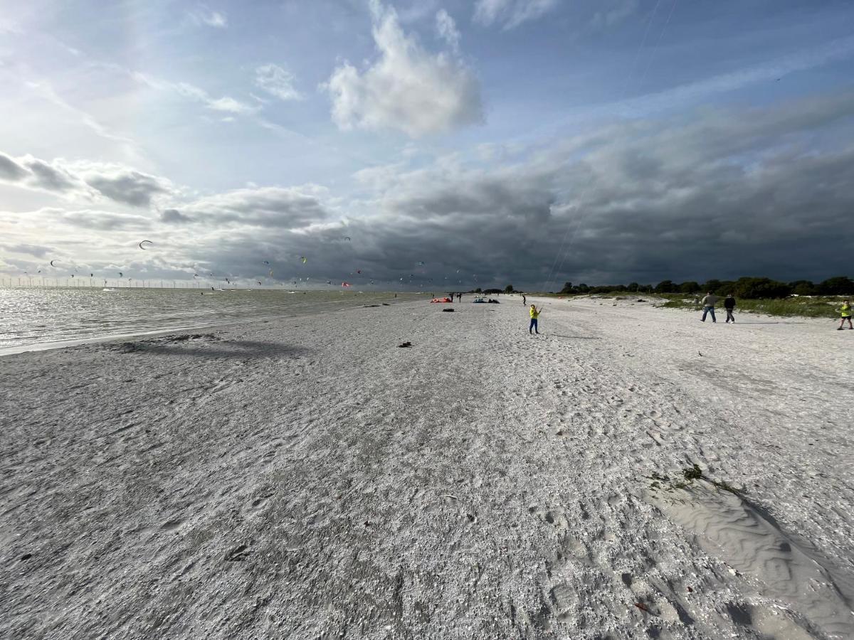 Family Home Grill, Beach, Relax - Воркум Экстерьер фото